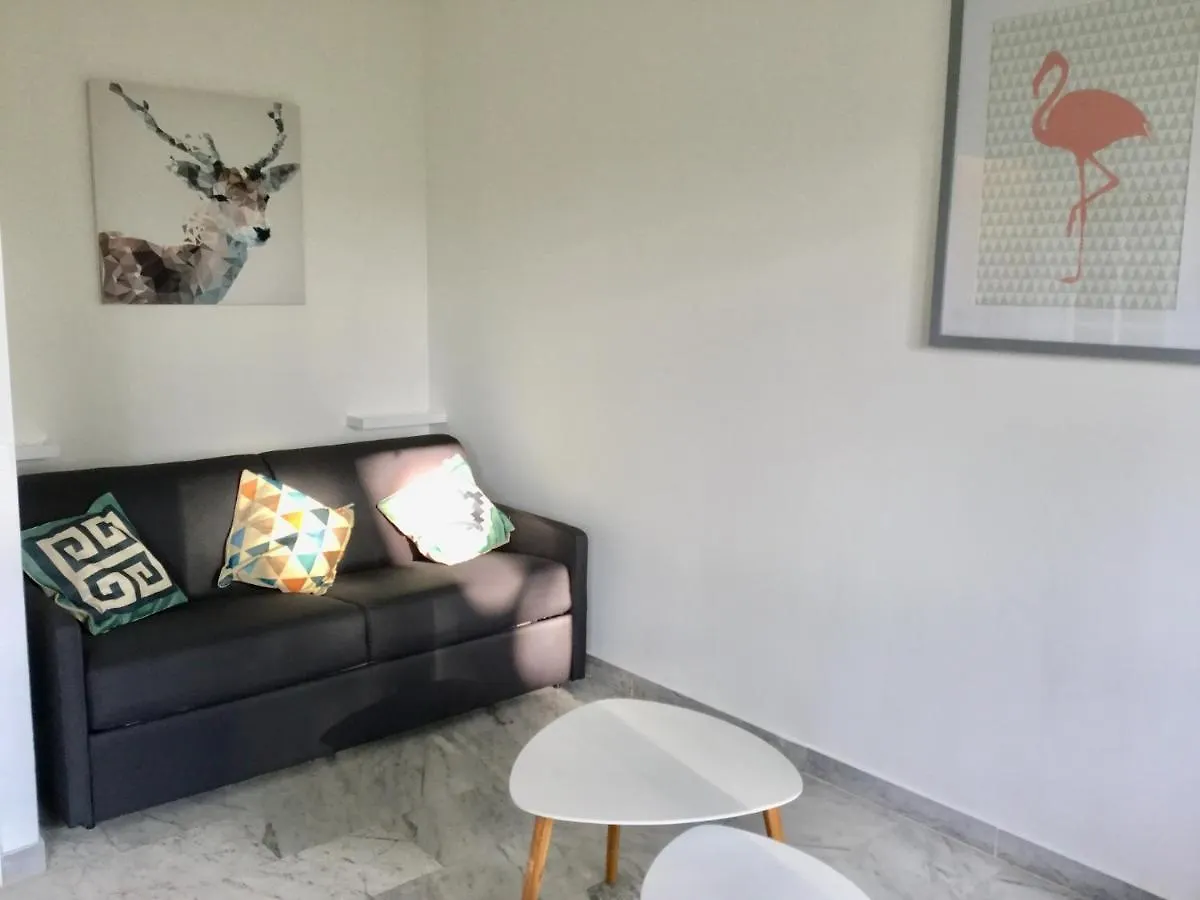 Appartement Abbaye de Roseland à Nice France